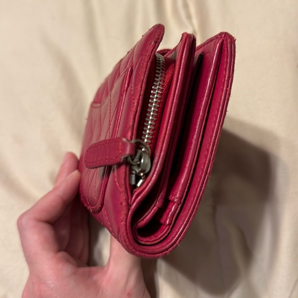 CHANEL • CC French Lambskin Wallet (RARE COLOR) - Picture 7 of 12